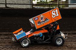 Dover Nearly Makes World of Outlaws Feature Before Late-Race Incident Ends Night Early