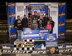 Starks Becomes First Driver to Win Both Super Dirt Cup and 360 Nationals at Skagit Speedway in Same Season