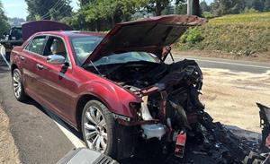2015 Chrysler 300 (Maroon)