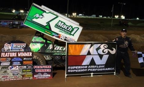 Mark Smith charges to Winter Heat Series Round #4 win at Hattiesburg on Friday night