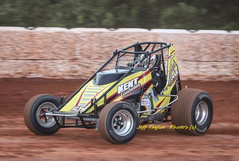 RED DIRT FINALE FACES 3 OKLAHOMA SPRINT HOPEFULS