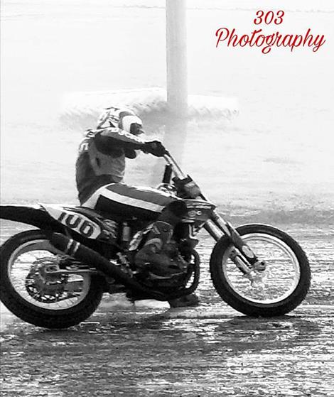 Racing returns to Red Dirt Raceway this weekend with micro sprints and non-wing sprints