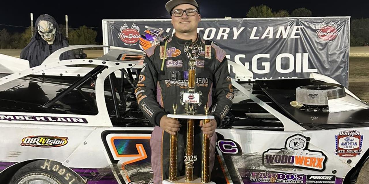 Chamberlain picks up checkered flag in season fina...