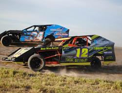 B.J. Wild Looks To Turn Heads At Wild West Modifie