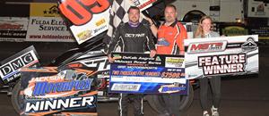 Juhl and Snyder Hustle to Hard-Fought Sprint