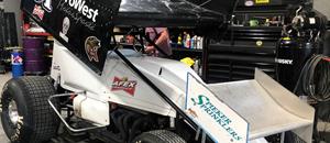 Bailey Battles Back From Problems During Seco