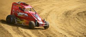 Amantea Endures Frustrating Weekend in Wingle