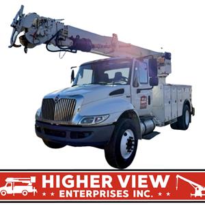 2013 International 4300 Altec 47 Digger Derrick