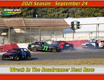 Wreck In The Roadrunner Heat Race