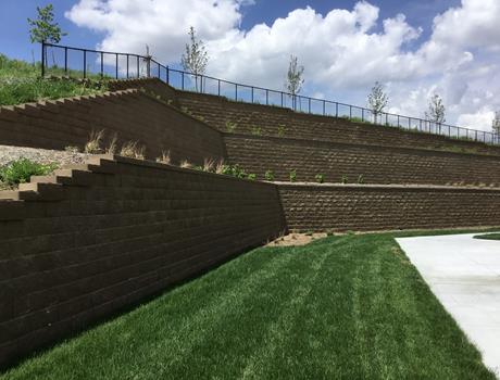 Commercial Retaining Walls and Pavers