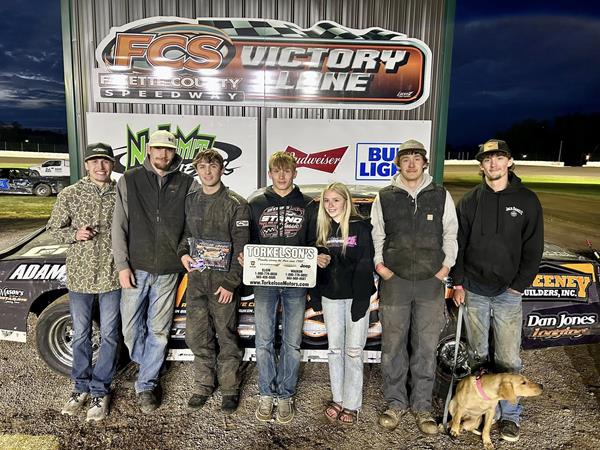 Jones Holds Off Holthaus for QuickCar USRA Hobby Stock Win at Fay