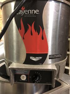  3 AVAILALBE! 7 Qt. Round "Heat n' Serve" Soup Warmer