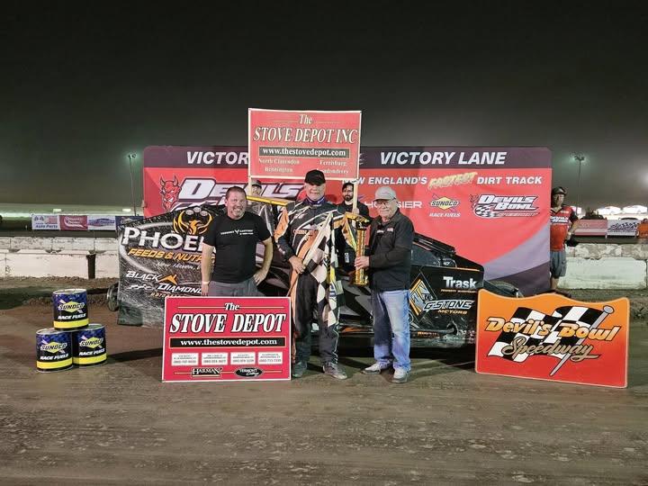 Three Quennevilles Visit Victory Lane on Stove Depot Night!