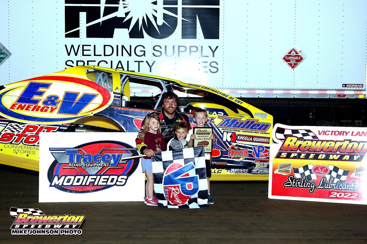 Tim Sears Jr. Wins Second Straight Brewerton Speedway Modified Feature