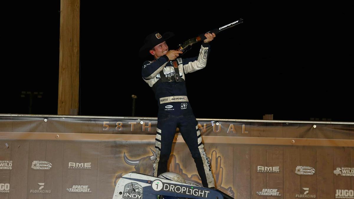 SEAVEY SWEEPS THE USAC PORTION OF THE WESTERN WORLD CHAMPIONSHIPS