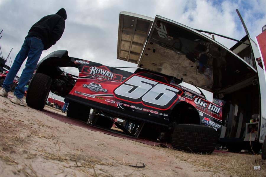 Rowan Follows Lucas Oil Series to East Bay Raceway Park