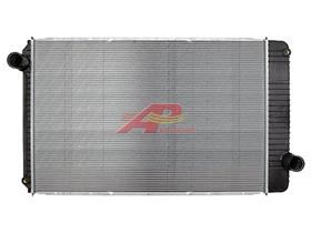 Plastic/Aluminum Radiator without Oil Cooler - International/Navistar