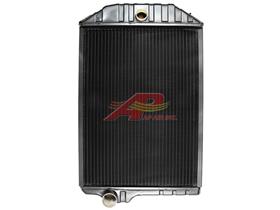 RE21897 - John Deere Radiator