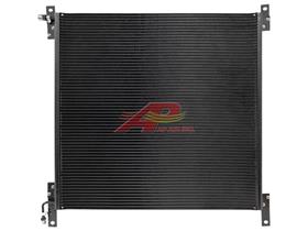 501117C3 - INT/Navistar Condenser