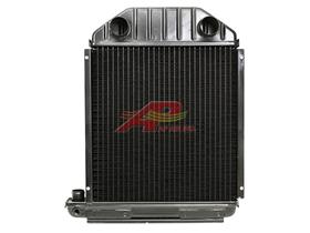 957E8005 - Ford/New Holland Radiator