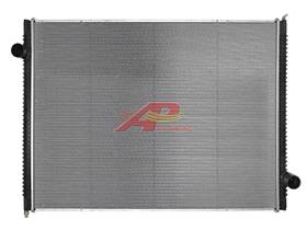 International/Navistar 7000 Series High Temp Radiator