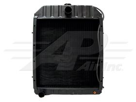 D81055 - Radiator - Case/IH