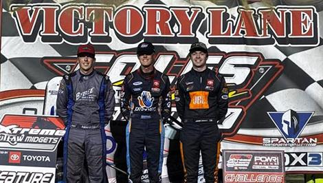 Karter Sarff Wins Night One at Coles County with POWRi National Midgets and Xtreme