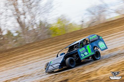 Caden Germundson 