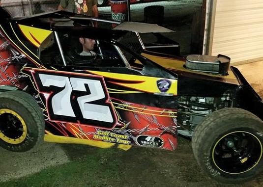 Tankersley Rallies for First Win of the Season During Inaugural Mod Lite Race