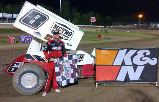 Bowden rockets to first 2022 USCS  win at the Mag in the Fireworks 150 on Sunday