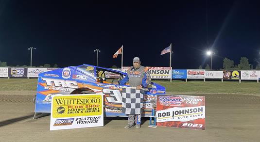 Willix Owns Can-Am Victory Lane With Second 358 Modified Win