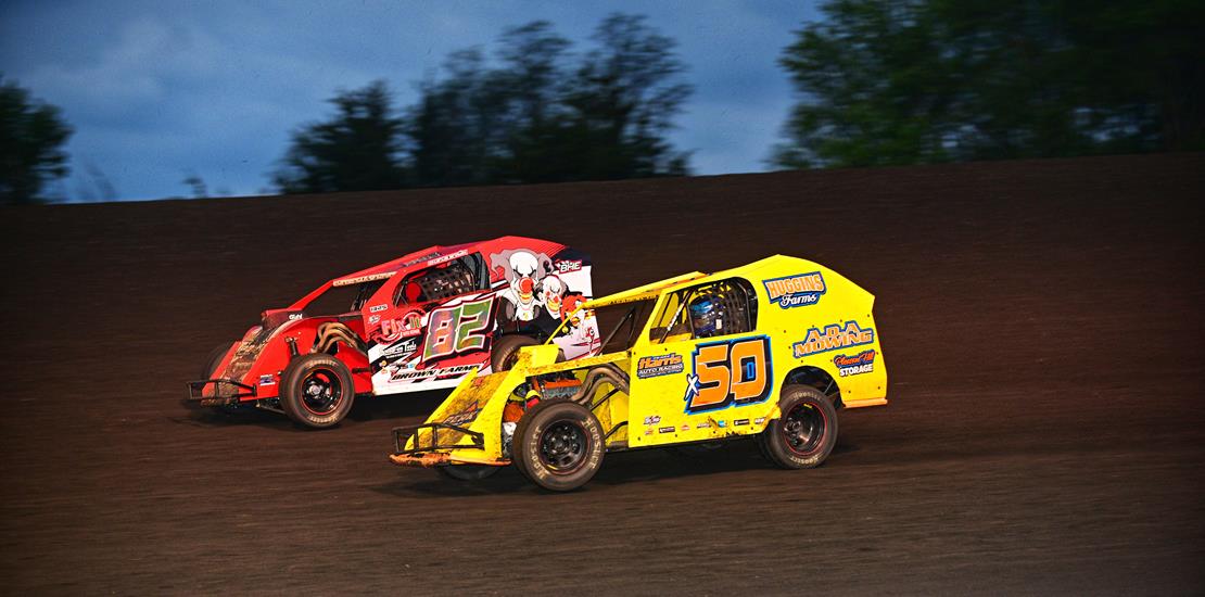 Huggins Hustles to Boone Mod Lite Victory; Modifie...