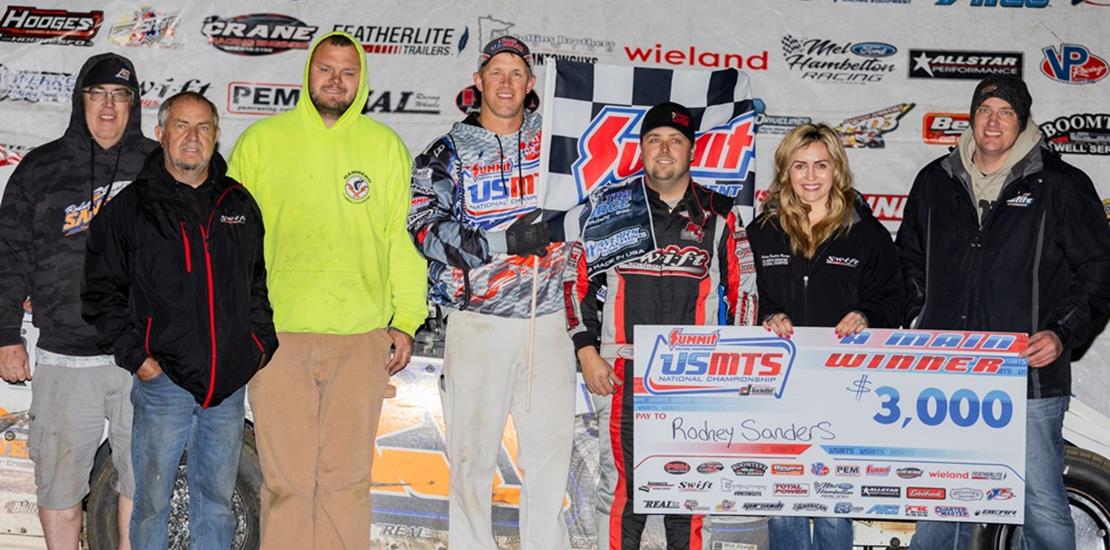 Sanders Strikes Late to Win War in West Union Open...
