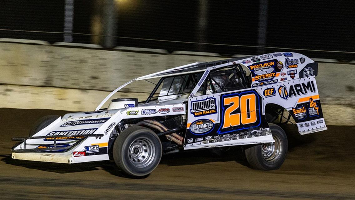 Sanders Strikes Late to Win War in West Union Opener After Mullens Mishaps