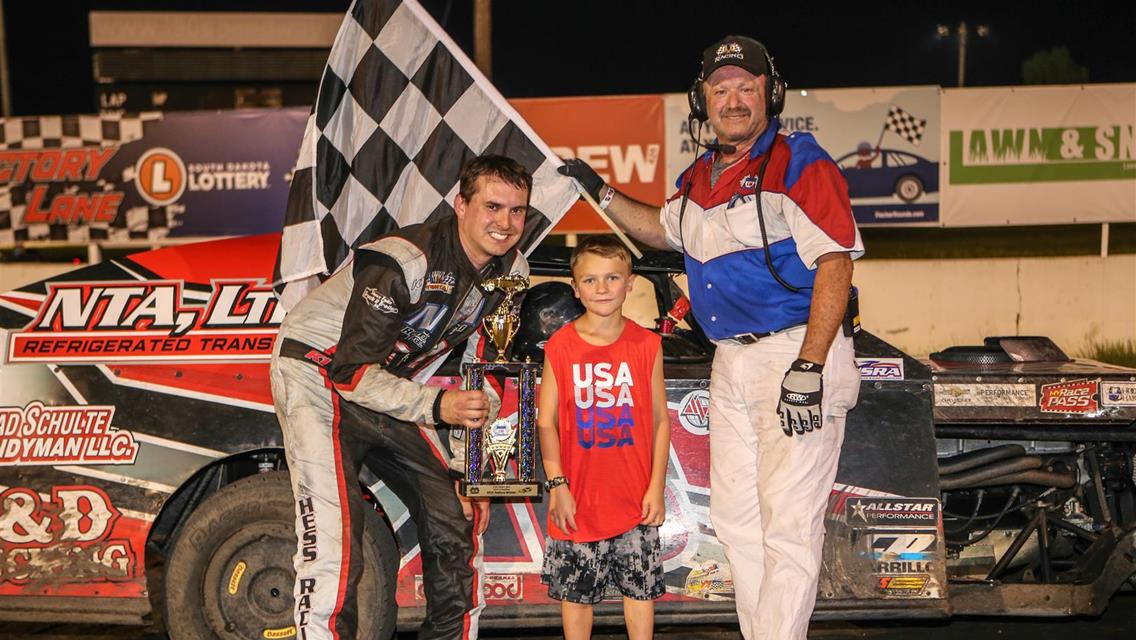 Rowdy Beyenhof scores I-90 Tri-State Late Model win