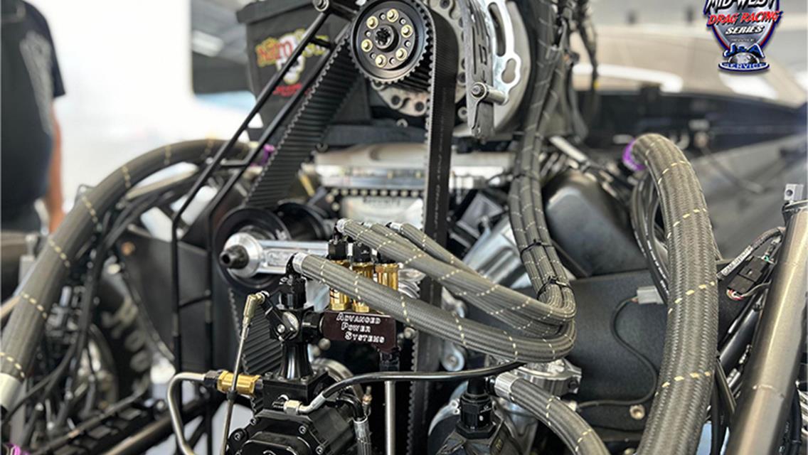 Robert Costa debuts NEW LJRC &#39;23 Mustang at Mid-West Drag Racing Series