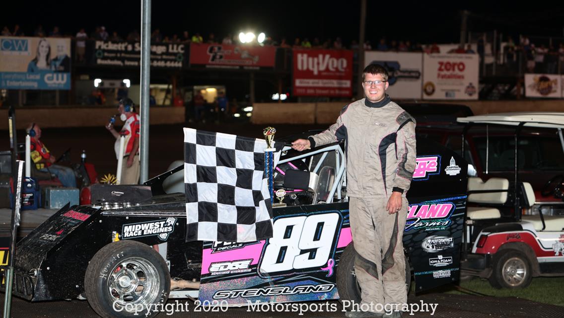 Dylan Thornton takes Modified win by inches