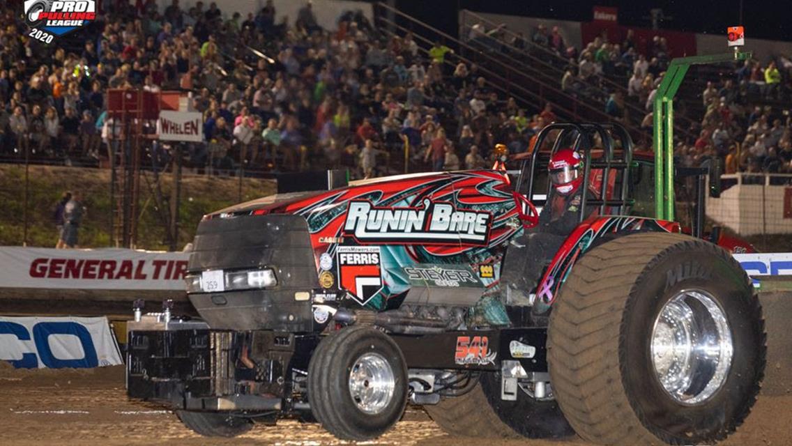 Lucas Oil Speedway Spotlight: Hirt, Runin' Bare chase Super Stock Tractor title at Pro Pulling Nationals