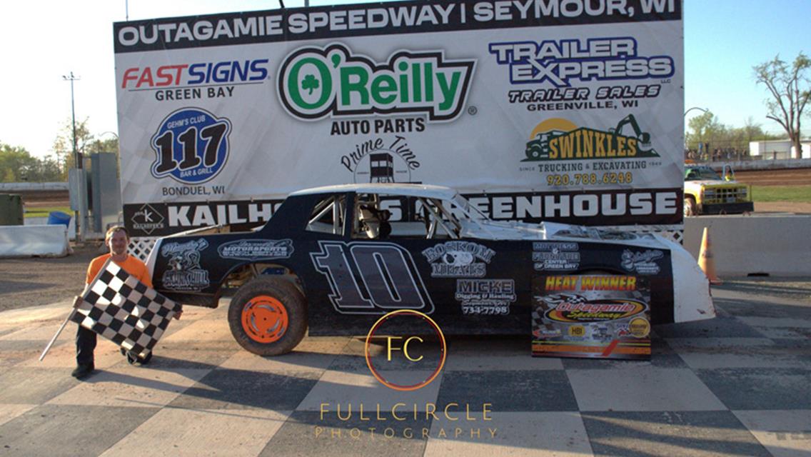 WHITMAN SHADES SCHMIDT, SCORES OUTAGAMIE IMCA MOD GO