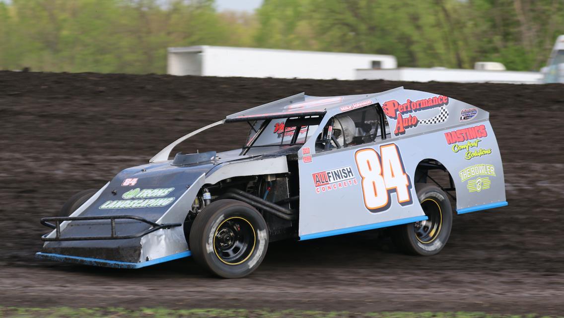 Johnson scores modified win at Buffalo River Race Park
