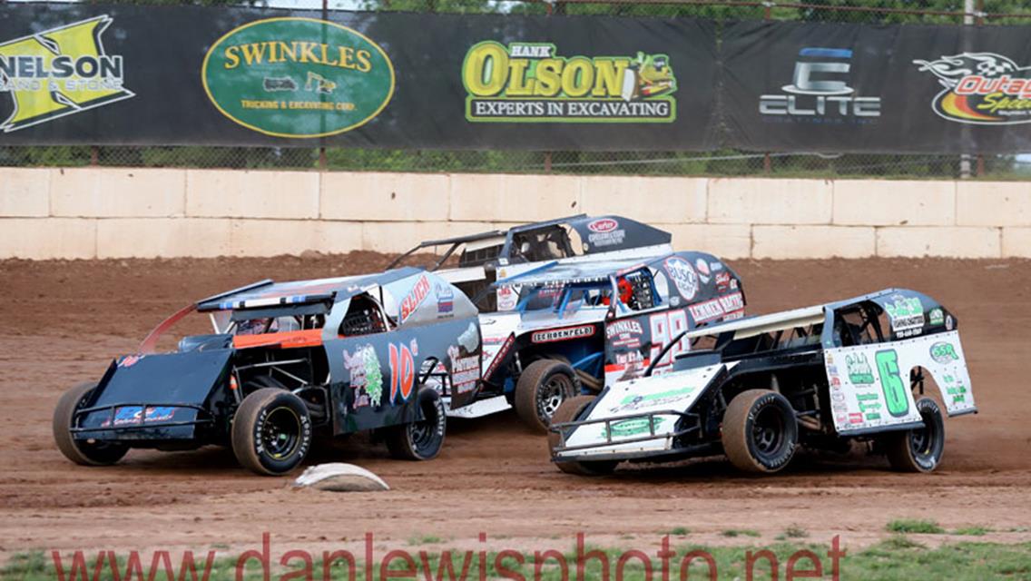 The Point Battles continue Friday August 25th at Outagamie Speedway