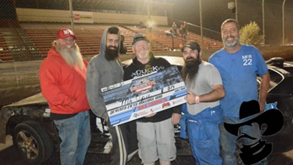 Winebarger Wins $5K Willamette Stock Car Show; James Takes Home 100 Lap Modified Victory