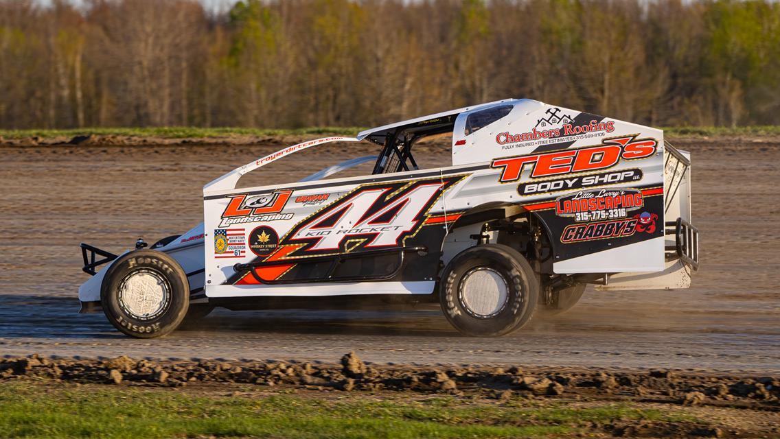 Dunn Doubles Up as Can-Am Stars Put on Mother’s Day Thriller