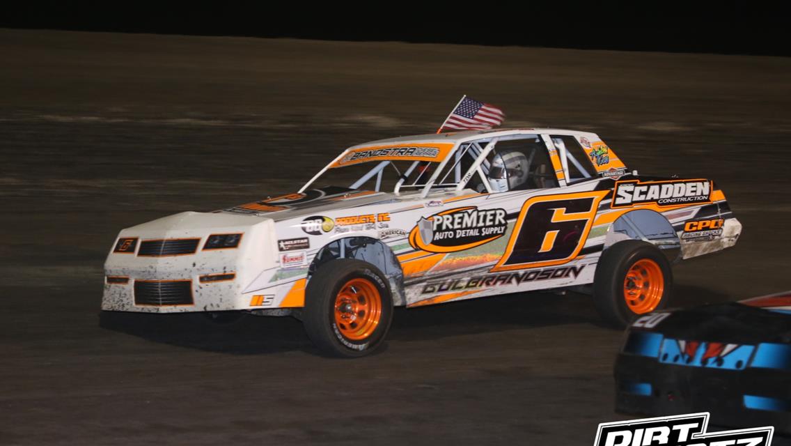 Estenson tops NOSA 410s at I-90 Speedway