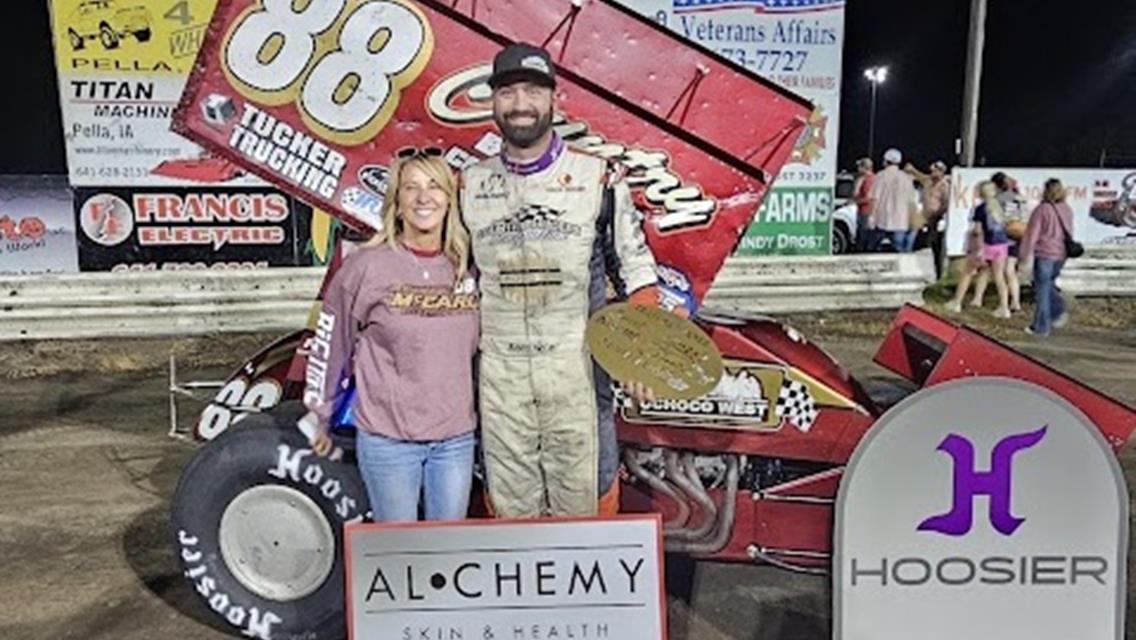 Austin McCarl Recovers Late to Win Sprint Invaders Go at Oskaloosa!