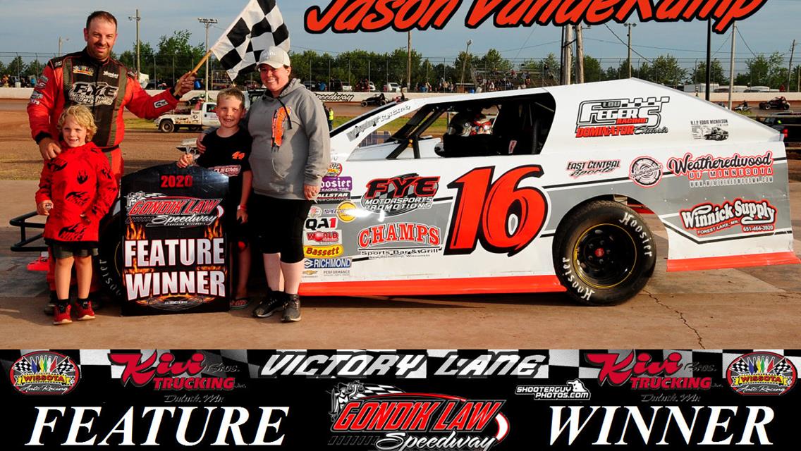 DOAR TOPS WISSOTA LATE MODEL SPECIAL AT GLS