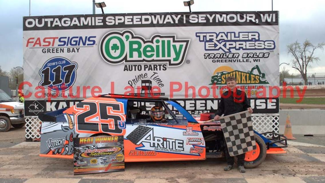 BENNETT STRIKES PAYDIRT IN OUTAGAMIE SEUBERT CALF RANCHES LATE MODEL LID-LIFTER