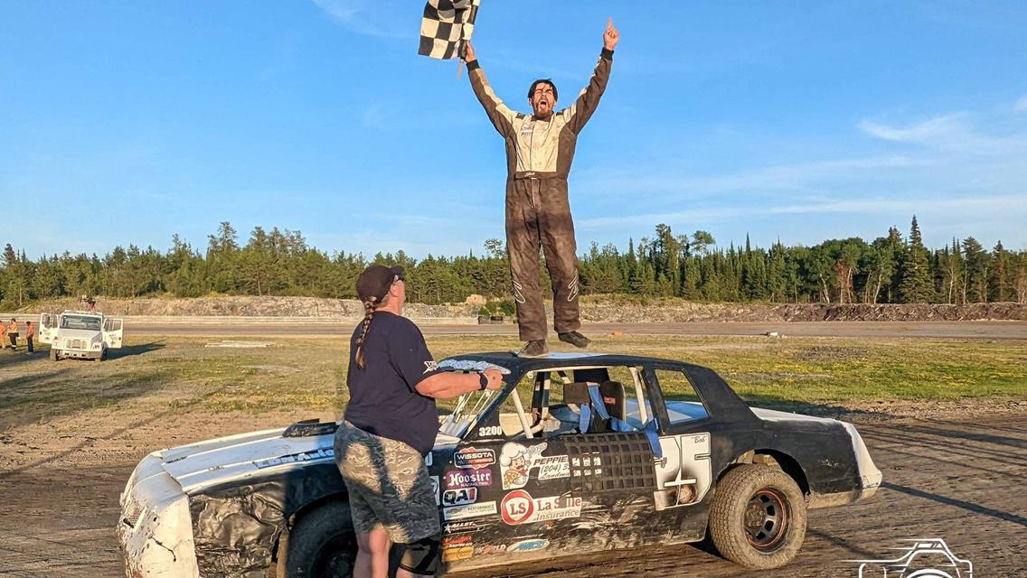 Farr Battles First Win in Pures, Mcgowan's Exciting Comeback, Rehill Dominates