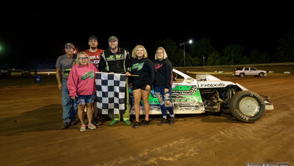 James Dennis Collects Sportmod OVS/Bullring Battle Royale; Evans Brothers Shine