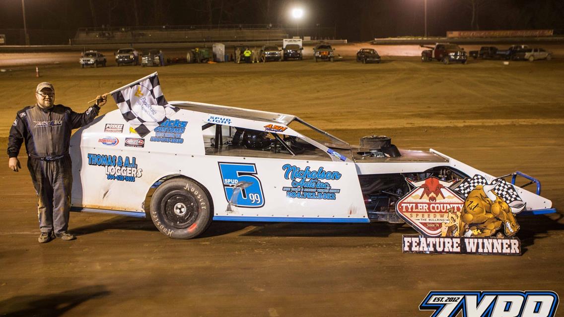 Drake &#39;The Kid&#39; Troutman Scores 28th Annual Topless 50 at America&#39;s Baddest Bullring